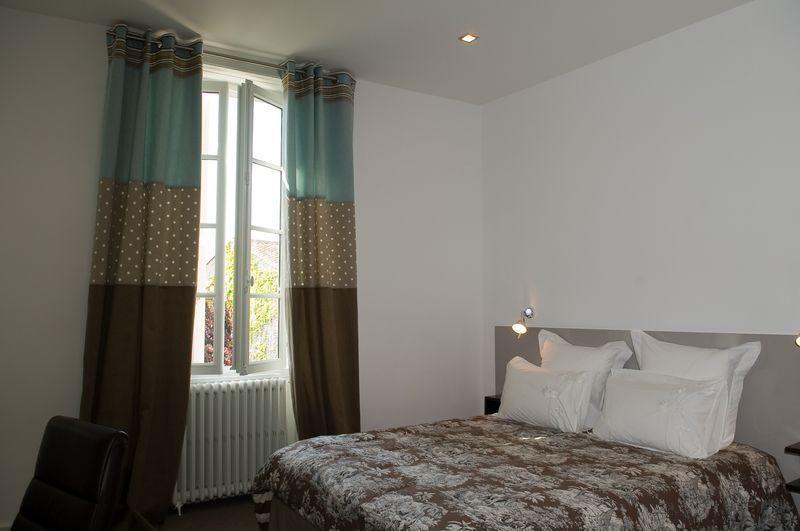 Chambres D'Hotes Les Tilleuls Коньяк Номер фото
